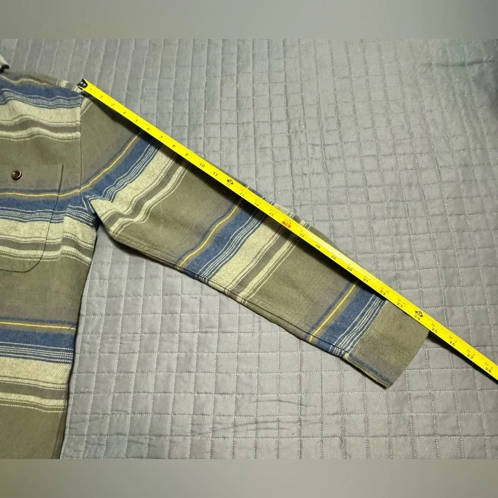 Quiksilver Men's Waterman Lowest Tide Flannel
Long Sleeve Top for Men - Picture 10 of 15